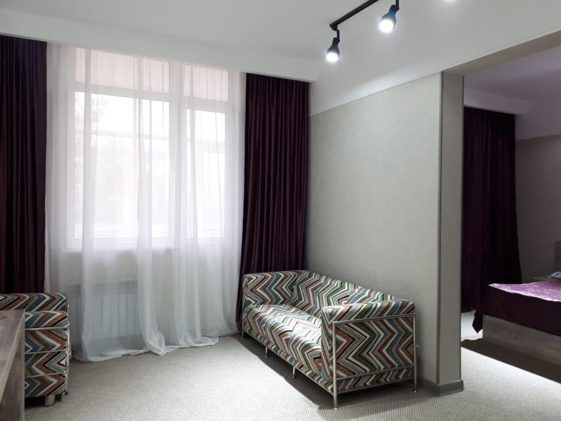 Hotel Artastana Esterno foto
