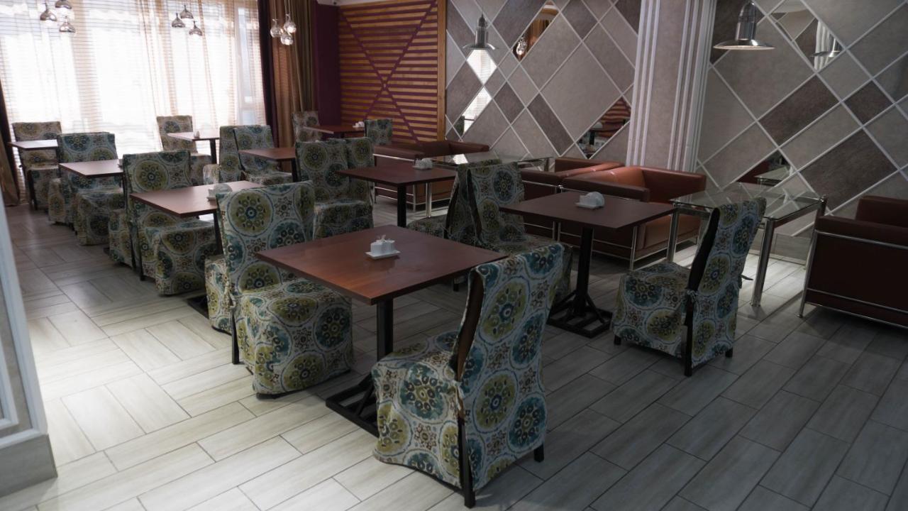 Hotel Artastana Esterno foto