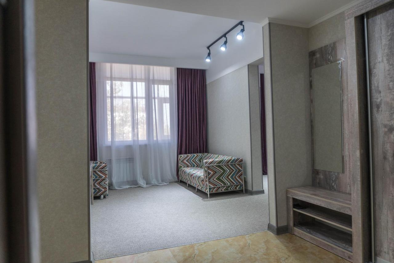 Hotel Artastana Esterno foto