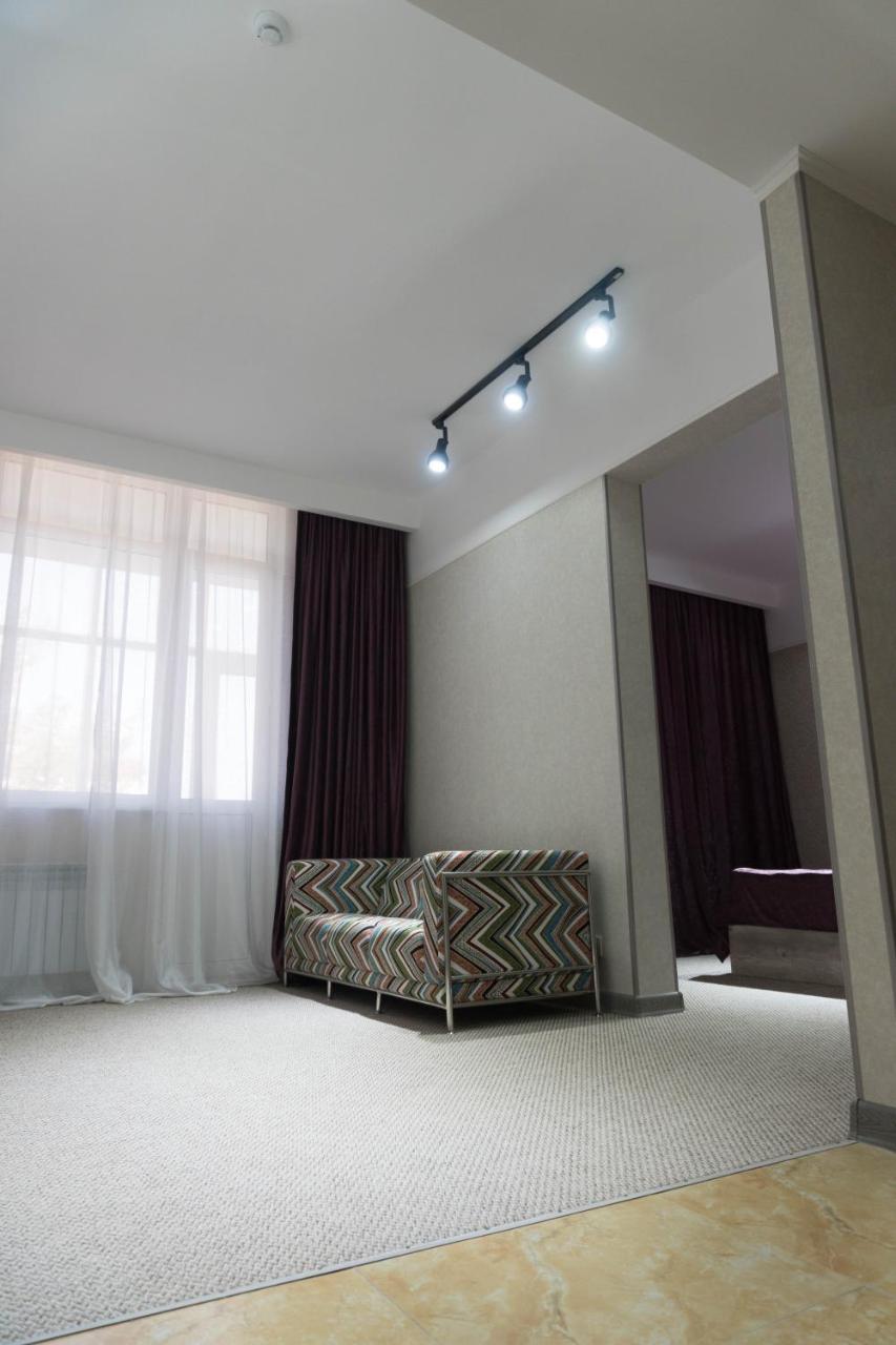 Hotel Artastana Esterno foto